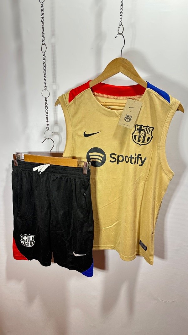 Producto - Conjunto FC Barcelona Entrenamiento Nike Dri-Fit 2024/2025 Importado