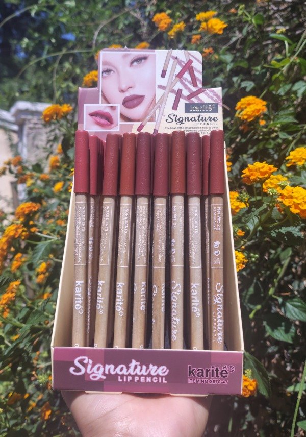 Producto - Delineador de labios Signature - 0