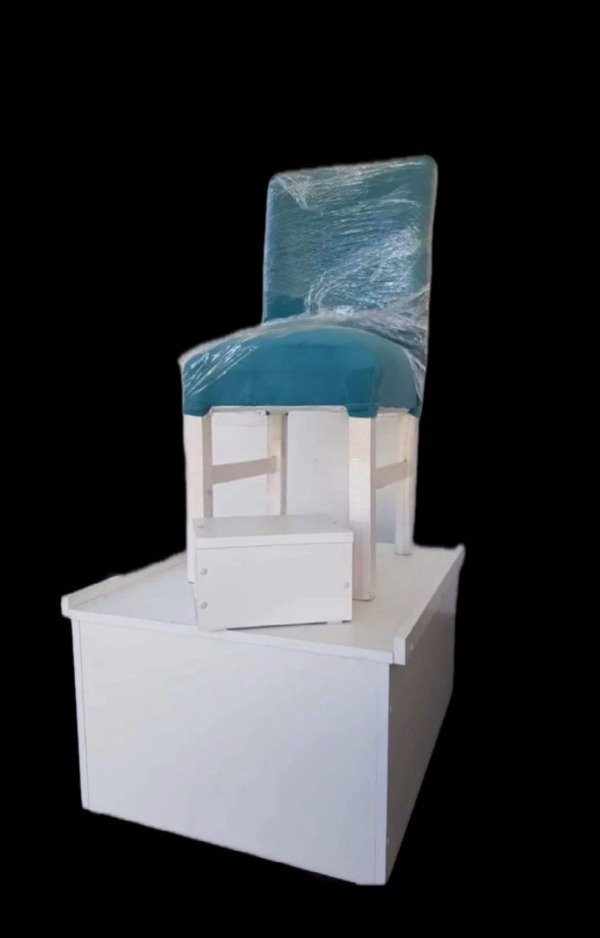 Producto - Tarima  basica con lateral y escalon