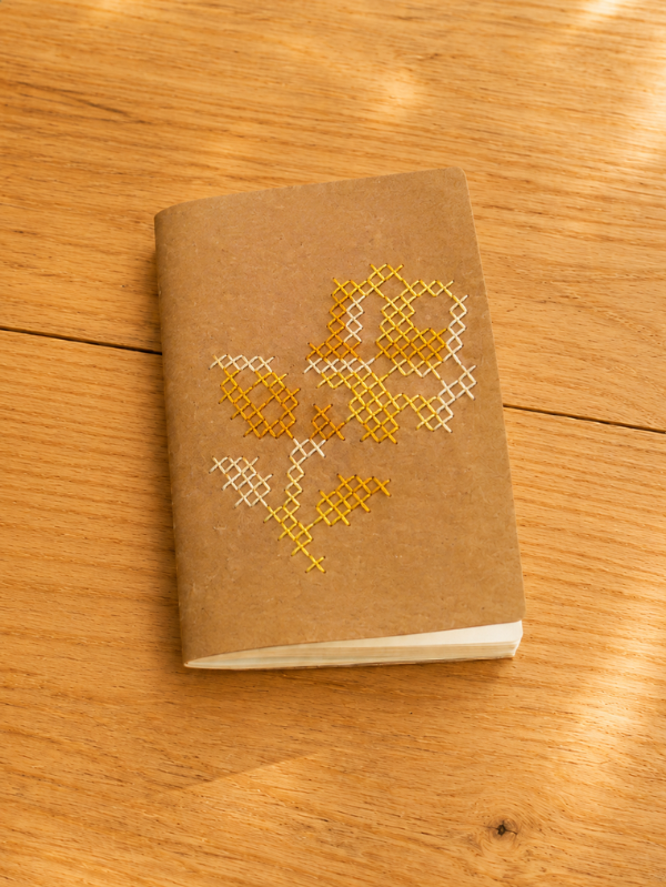 Producto - Libreta A6 ROSA - Un jardín propio