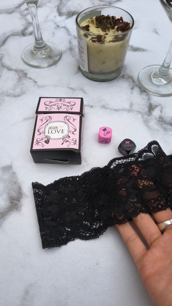 Producto - LOVE KIT dados + lazo de ojos
