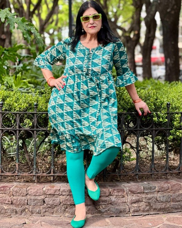 Producto - Vestido de Seda Folk Corto Talle M/L