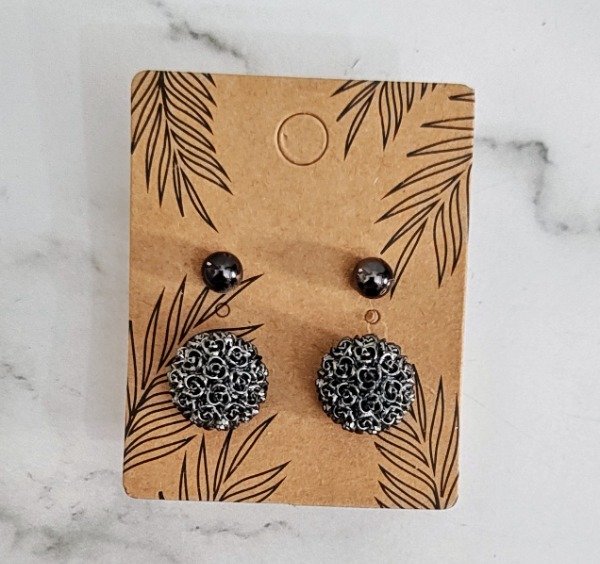 Producto - Bolita de Fuego Gris con destellos Plateados Grandes con Pelotitas Grises