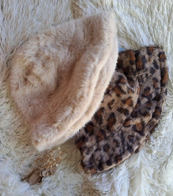 Producto - GRMX13 Gorro Piluso Piel Animal Print/Natural (el par)