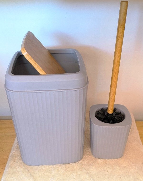 Producto - Set de baño  gris y bambu