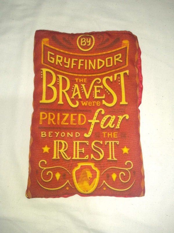 Producto - Portalibro Gryffindor 1