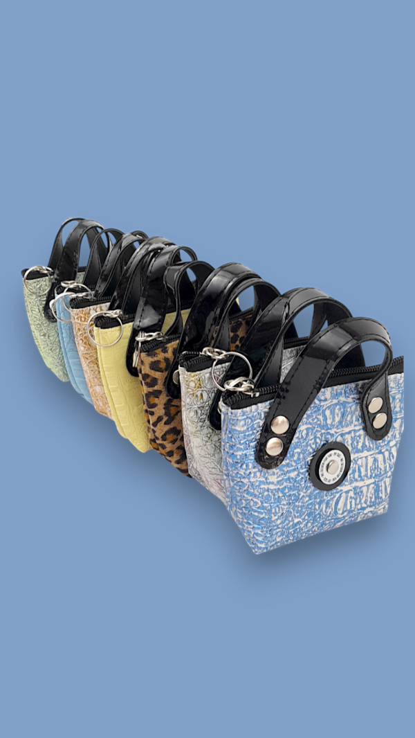 Producto - SET X 5 NECESER - TARJETERO - LLAVERO MINI PIPA SURTIDO