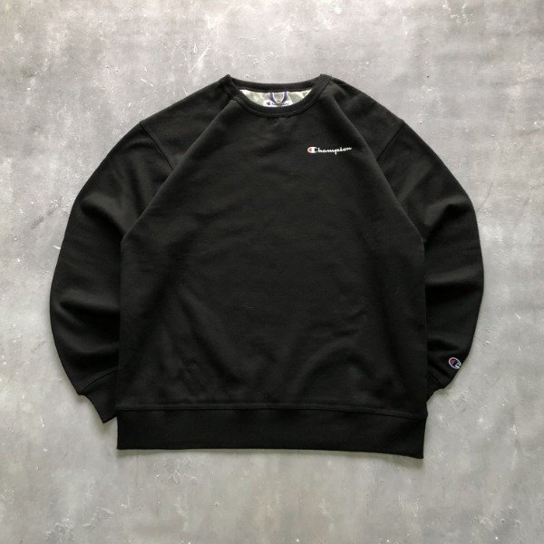 Producto - CREWNECK CHAMPION BLACK (L)