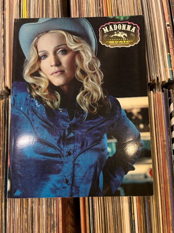 Producto - Madonna Music libro de partituras para piano