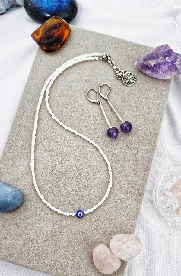 Producto - COLLAR  OJITO Y MOSTACILLAS