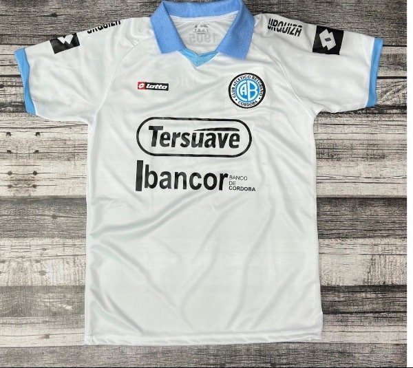 Camiseta retro de Belgrano blanca