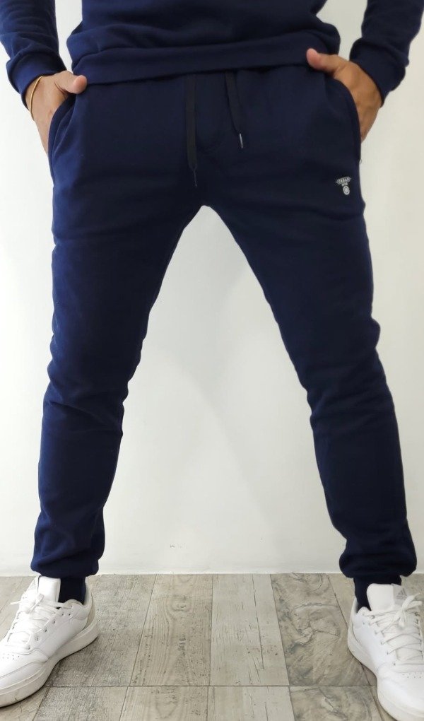 Producto - LINEA BRISA Jogging con puño y cierre algodón frizado