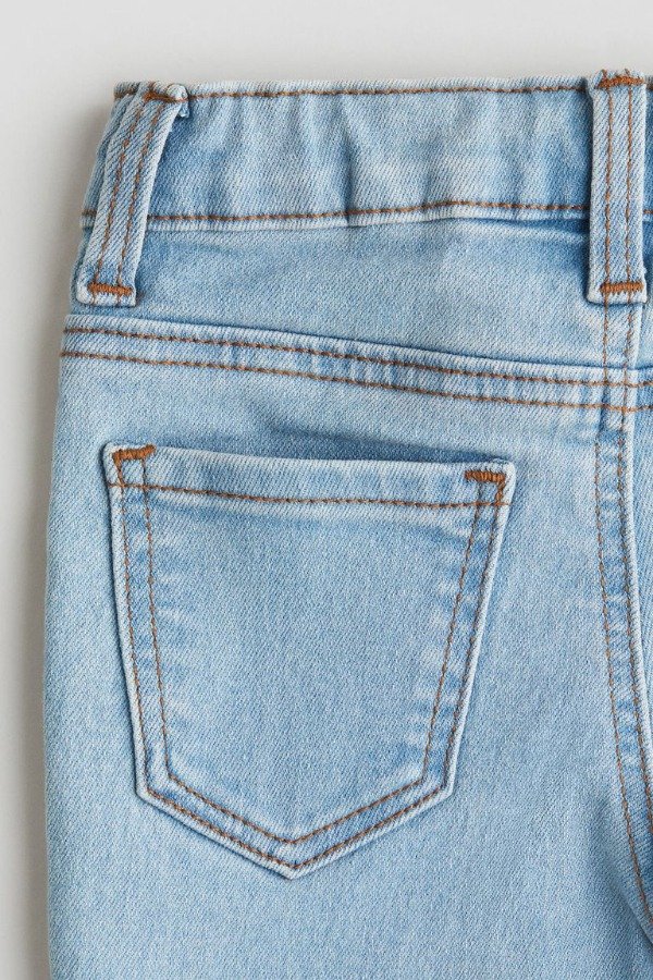 Producto - Jean HyM celeste unisex - 4