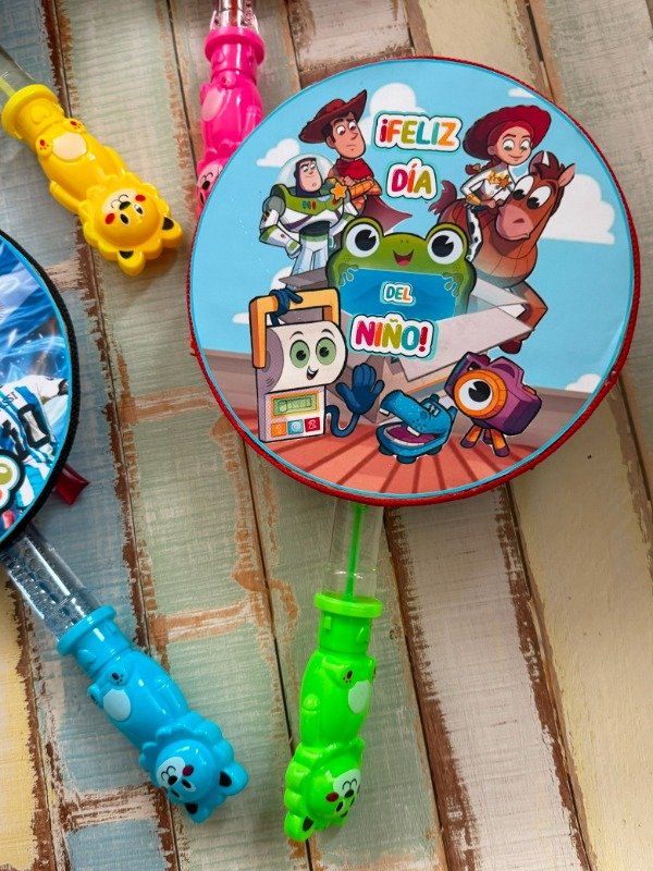 Producto - Paletas Gigante Todos los Personajes - 3