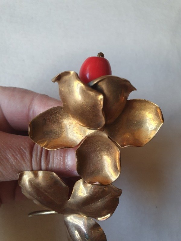 Producto - Broche 40s Jardín de Oro - Rosa con Perla Roja - 7