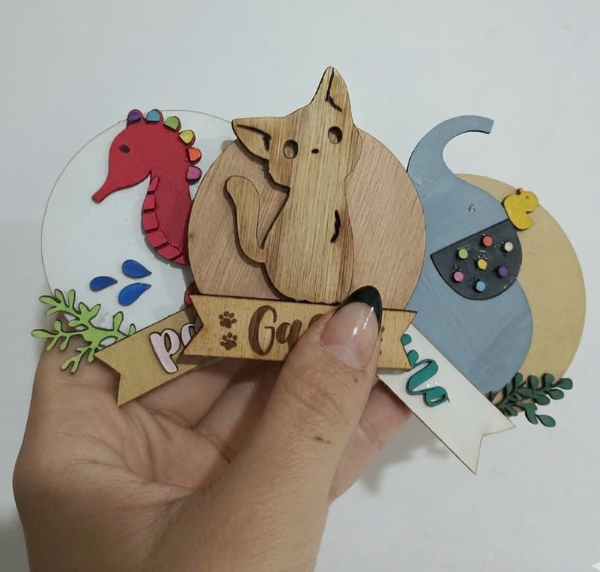 Producto - Imán o Llavero Personalizado en MDF / Souvenir Artesanal Pintado a Mano