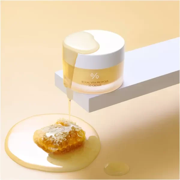 Producto - Crema Facial Hidratante - Dr. Ceuracle Royal Vita Propolis 33 Cream (50ml). - 3