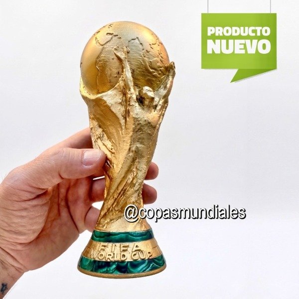 Producto - Mini Copa del Mundo 18 cm