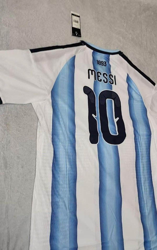 Producto - MD023 CAMISETA ARGENTINA CON NOMBRE DE MESSI G5