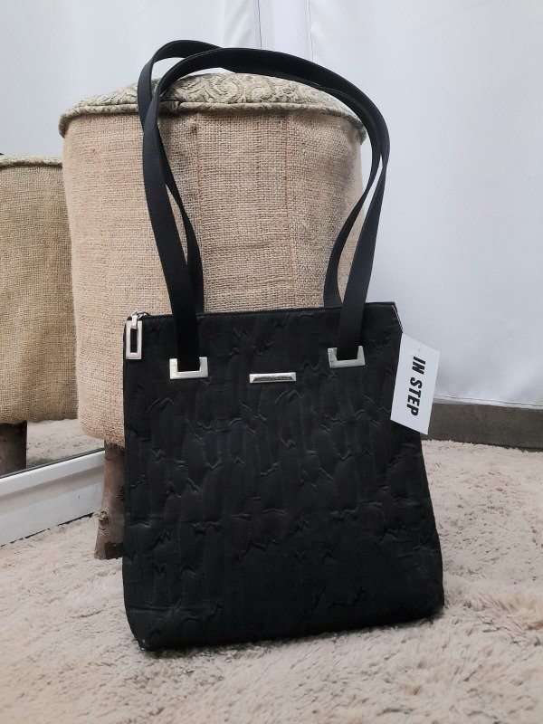 Producto - CARTERA BORDADA - LOUIS FÉRAUD