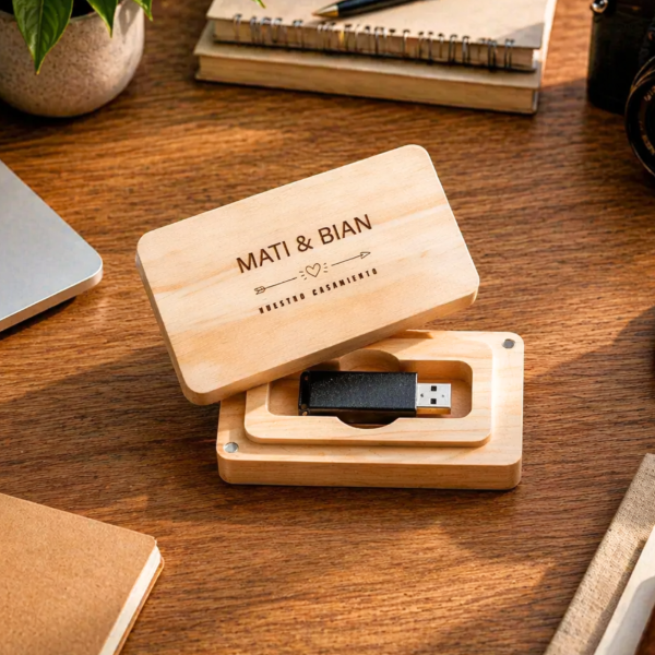 Producto - Caja Para Pendrive Porta Estuche Pen Drive Con Logo Grabado