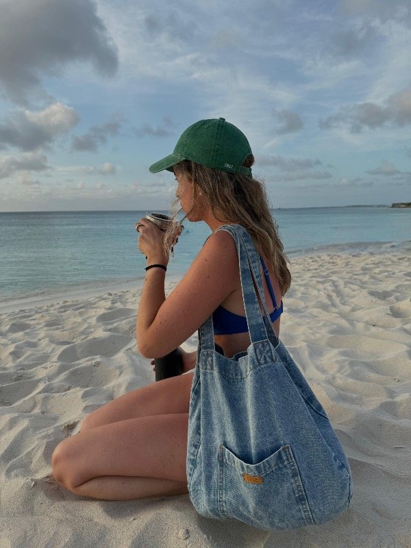 Producto - COMBO BOLSO DENIM AZUL + GORRA A ELECCIÓN