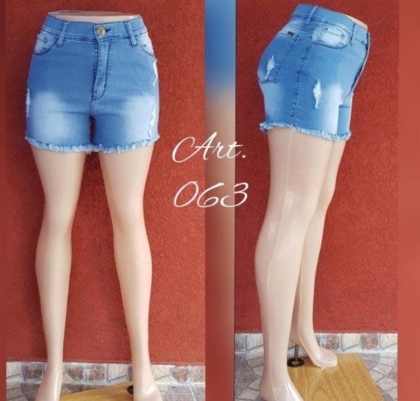 Producto - SHORT MORA 063