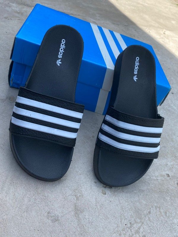Producto - Ojotas Adidas