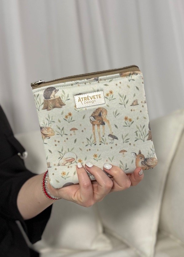 Producto - Estuche cuadrado - bosque