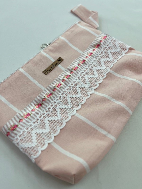 Producto - Neceser tussor rosa y blanco