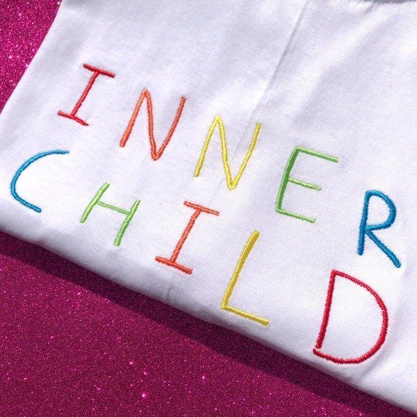 Producto - Remera Inner Child White