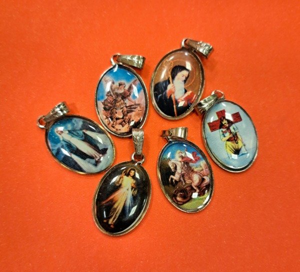 Producto - Medalla Oval metal con foto santoral
