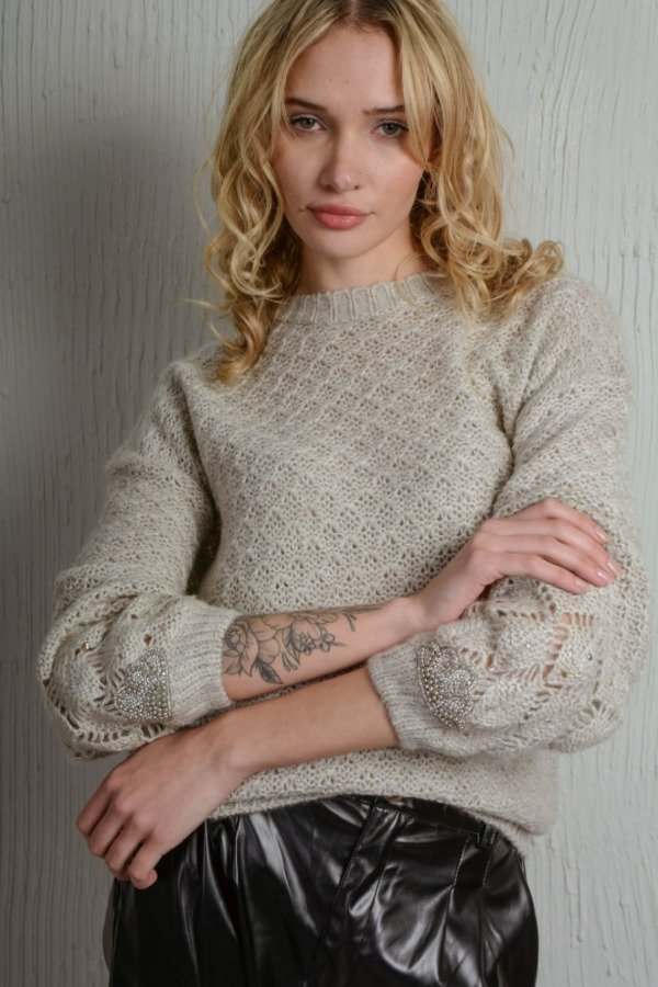 Producto - Sweater de lana tejido con aplique strass en puños