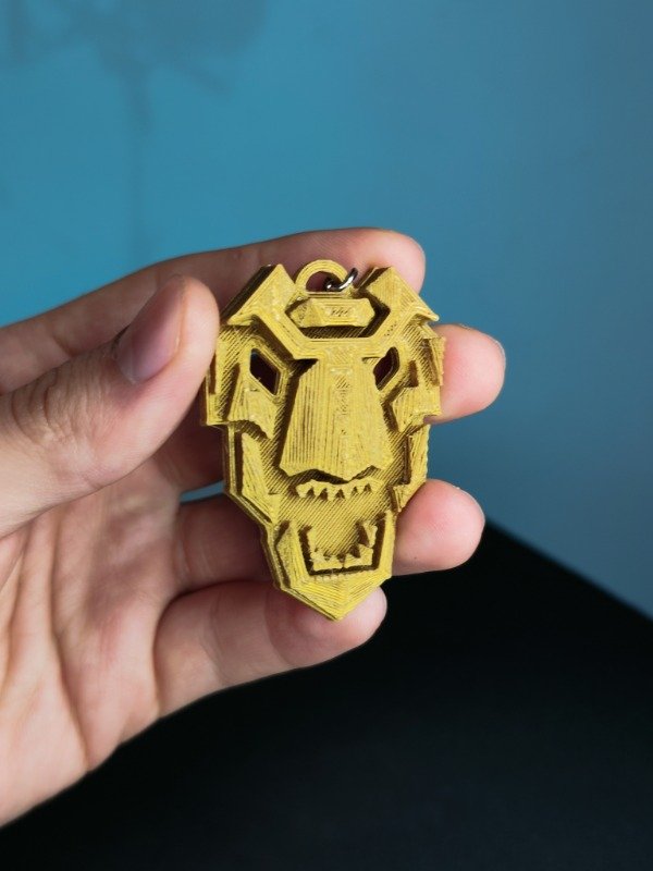 Producto - Llavero 3D / Dino Fury Power Rangers Emblema Dorado 6 cm - 1