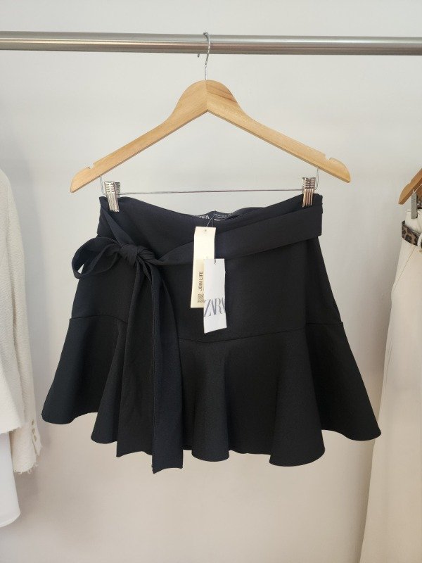 Producto - Skort negra ZARA con lazo