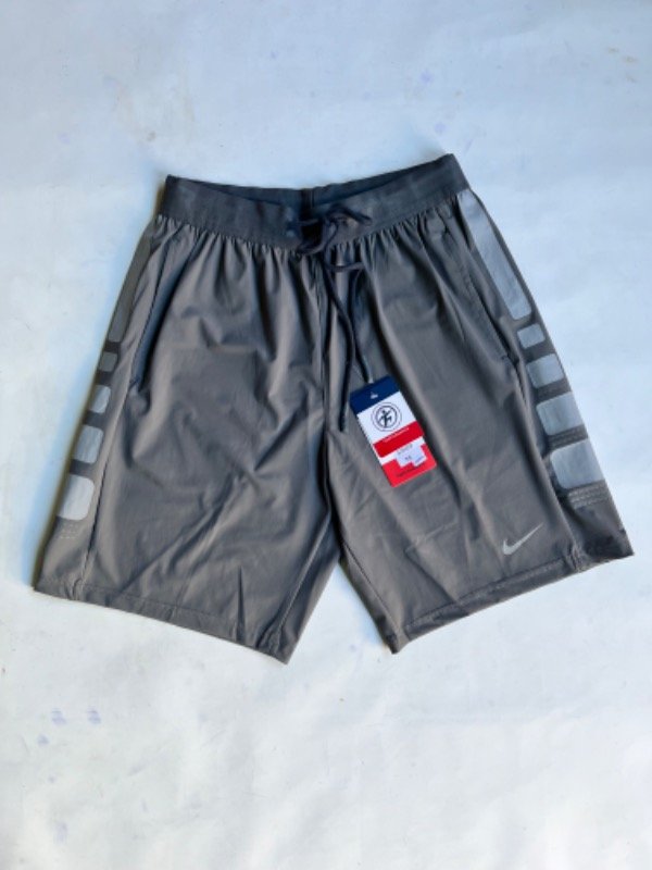 Producto - Short Nike deportivo