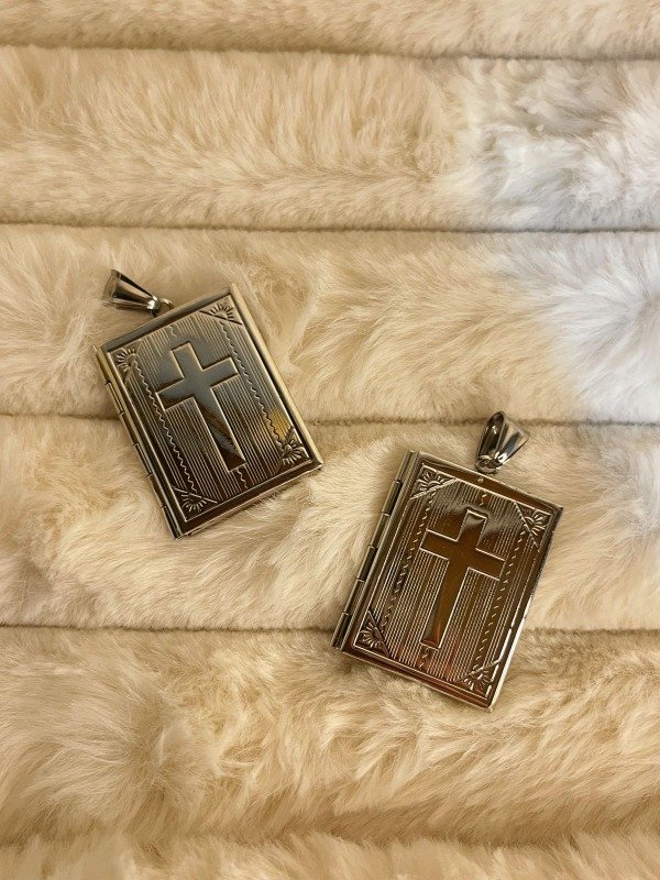 Producto - Relicario Cruz