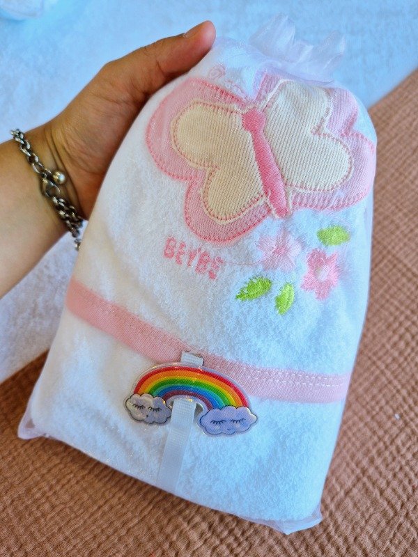 Producto - Toallon bordado MARIPOSA rosa