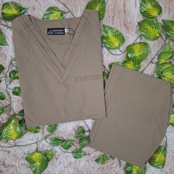 Producto - Ambo Frida Beige