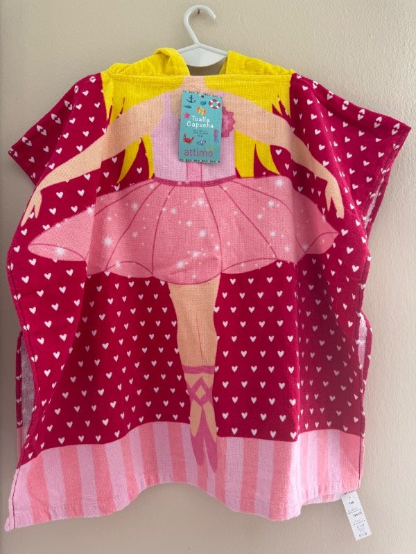 Producto - Toallon capa ATTIMO nuevo con etiqueta alm49