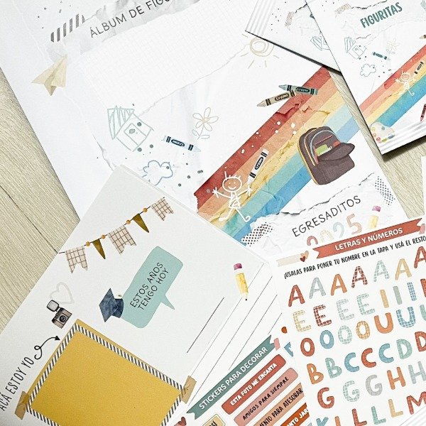 Producto - Álbum de figuritas personal - Egresaditos 2025