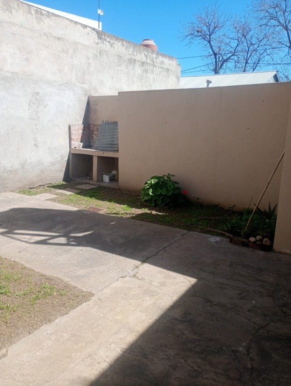 Producto - CASA EN ALQUILER SOBRE CALLE ELIZONDO 2207 - 8