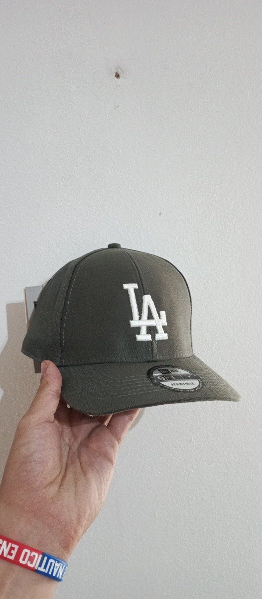 Producto - LA gris con blanco