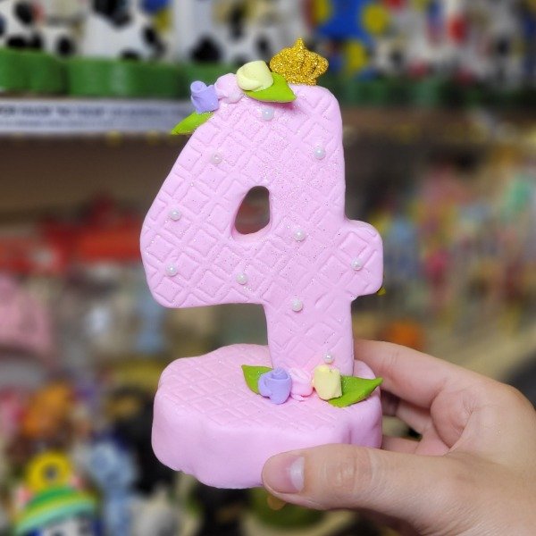 Producto - Vela número de porcelana temática CORONA N 4 color rosa