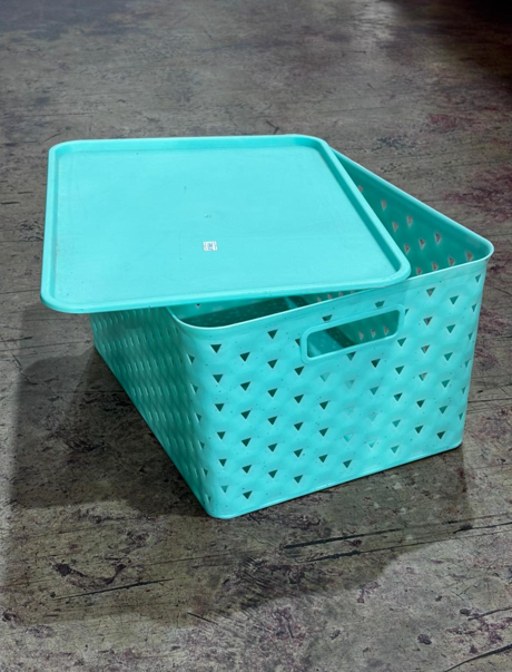 Producto - Contenedor azul con tapa