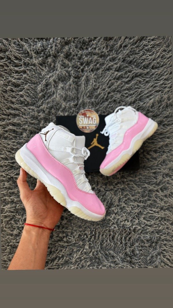 Producto - JORDAN RETRO 11 BARBIE PINK
