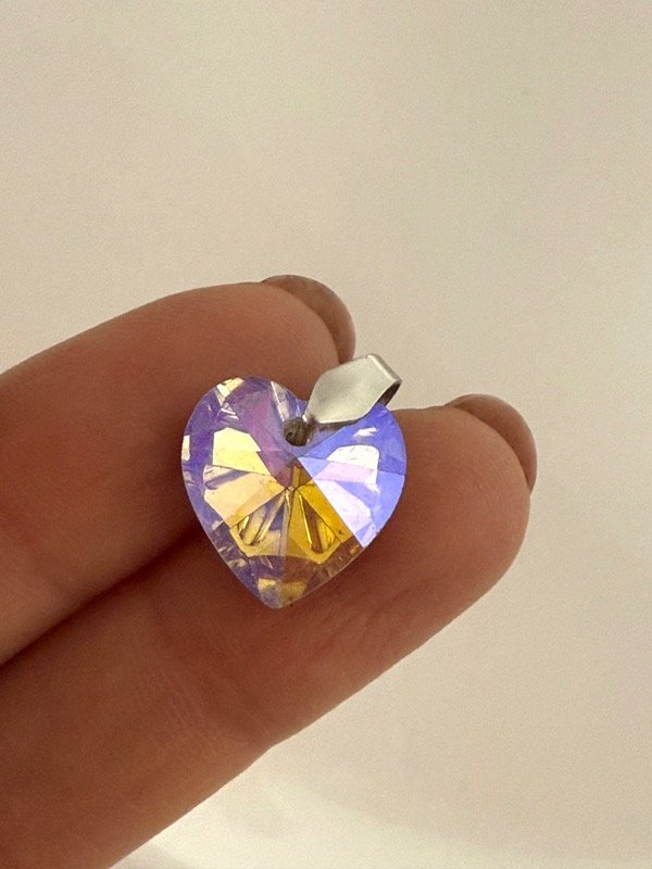 Producto - D541 Dije corazón tornasolado 1,5 cm acero quirúrgico