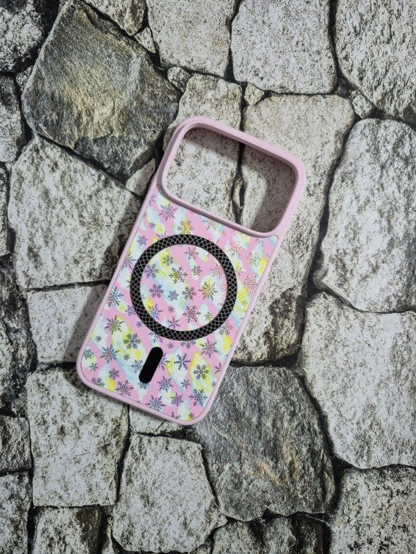Producto - Funda rígida MagSafe diseño invierno Iphone 17 Pro rosa