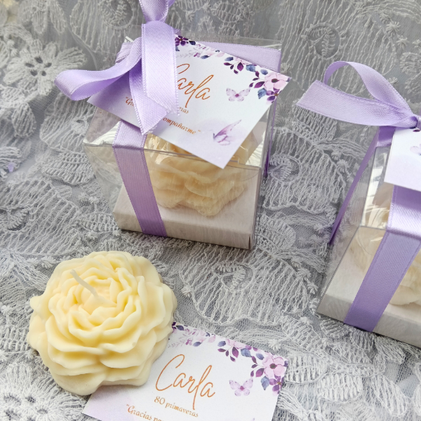 Producto - Vela Ponia pequeña personalizada en caja transparente