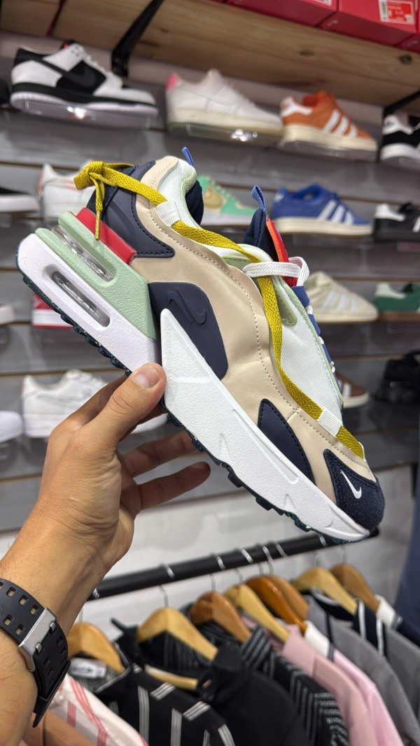 Producto - AIRMAX FURYOSA MARRON